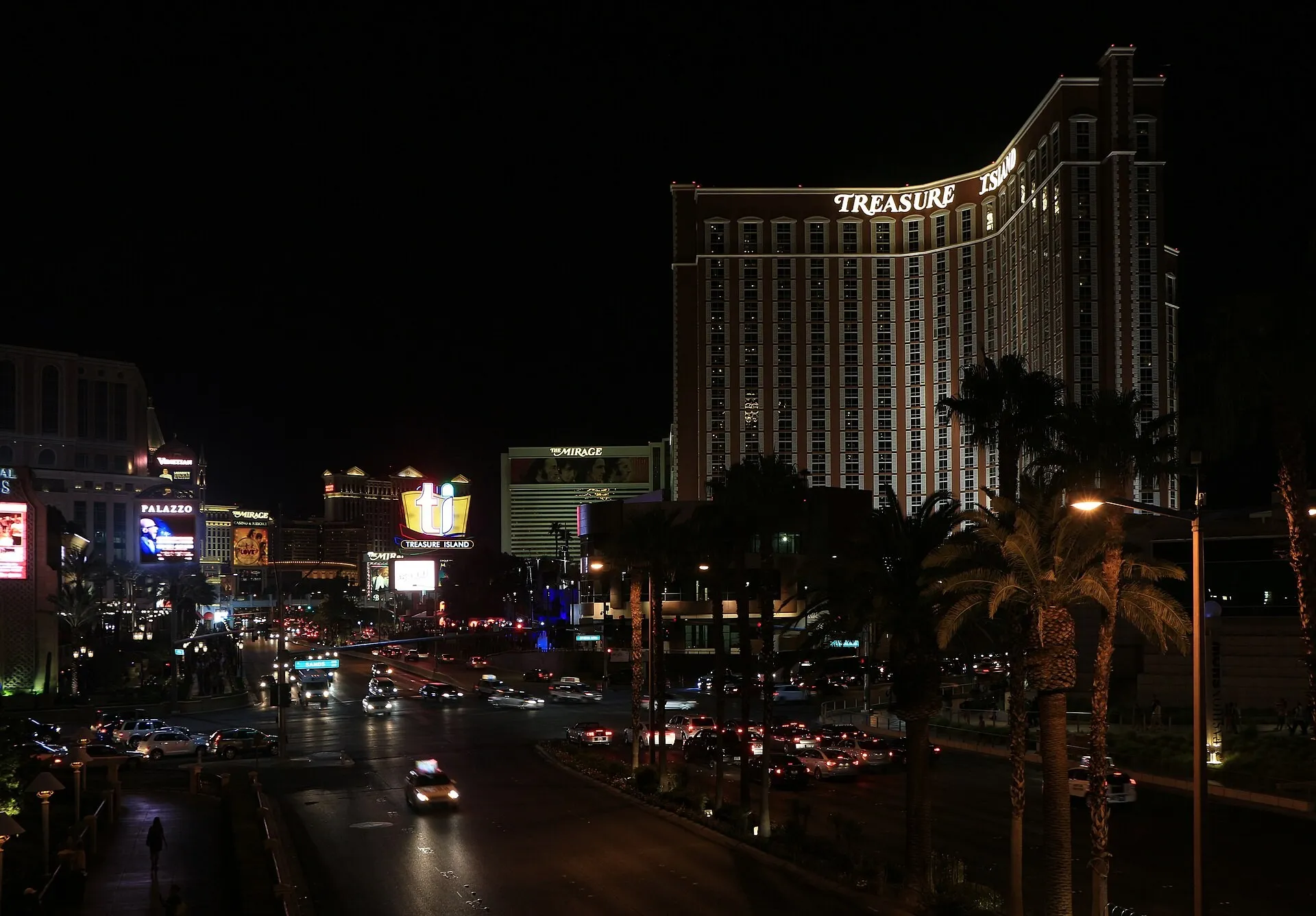 Las Vegas, home of Acquisition.com (Wikimedia Commons, credit needed)
