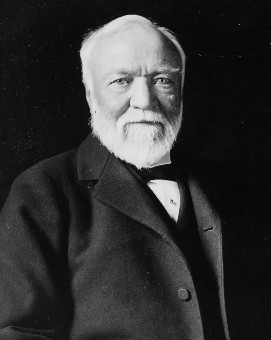 Andrew Carnegie / Scotland returns and the public stage