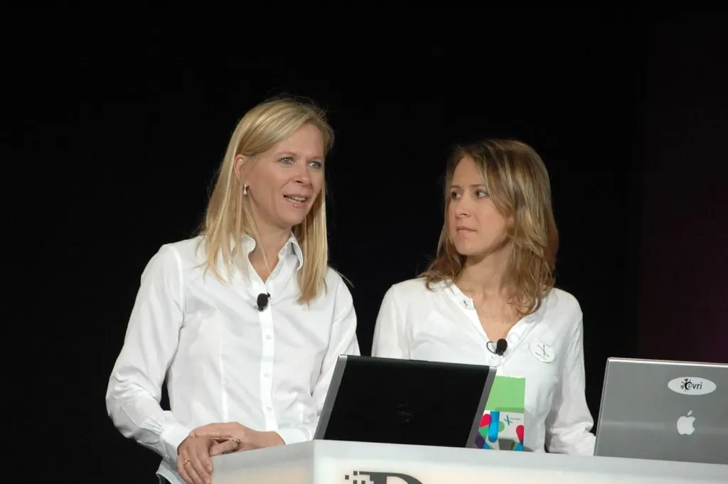 Anne Wojcicki with co‑founder Linda Avey (Flickr via Openverse, by‑nc 2.0, dfarber)