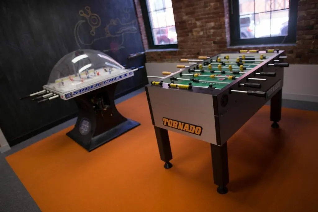 HubSpot game room (Wikimedia Commons, credit needed)