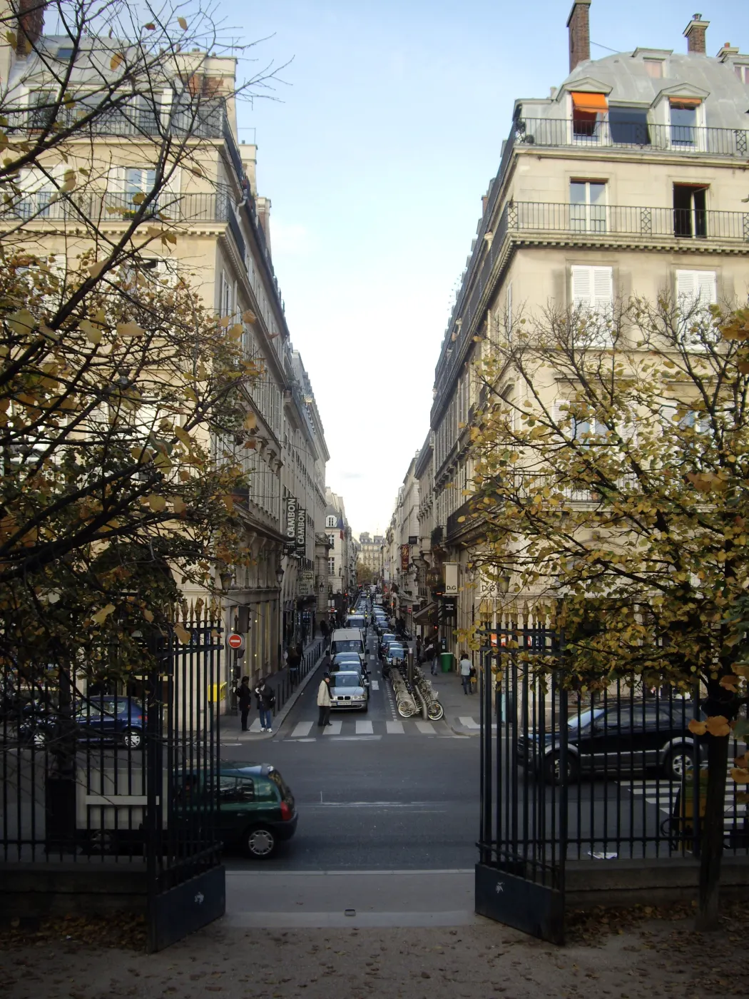 Rue Cambon Paris context