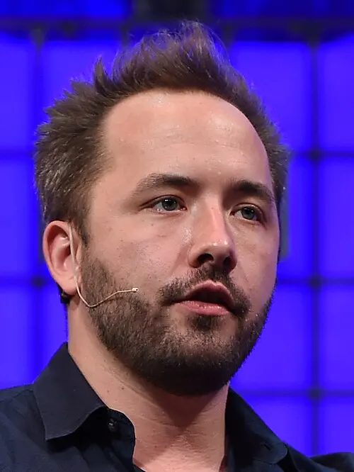 Close portrait of Drew Houston mid-speech
