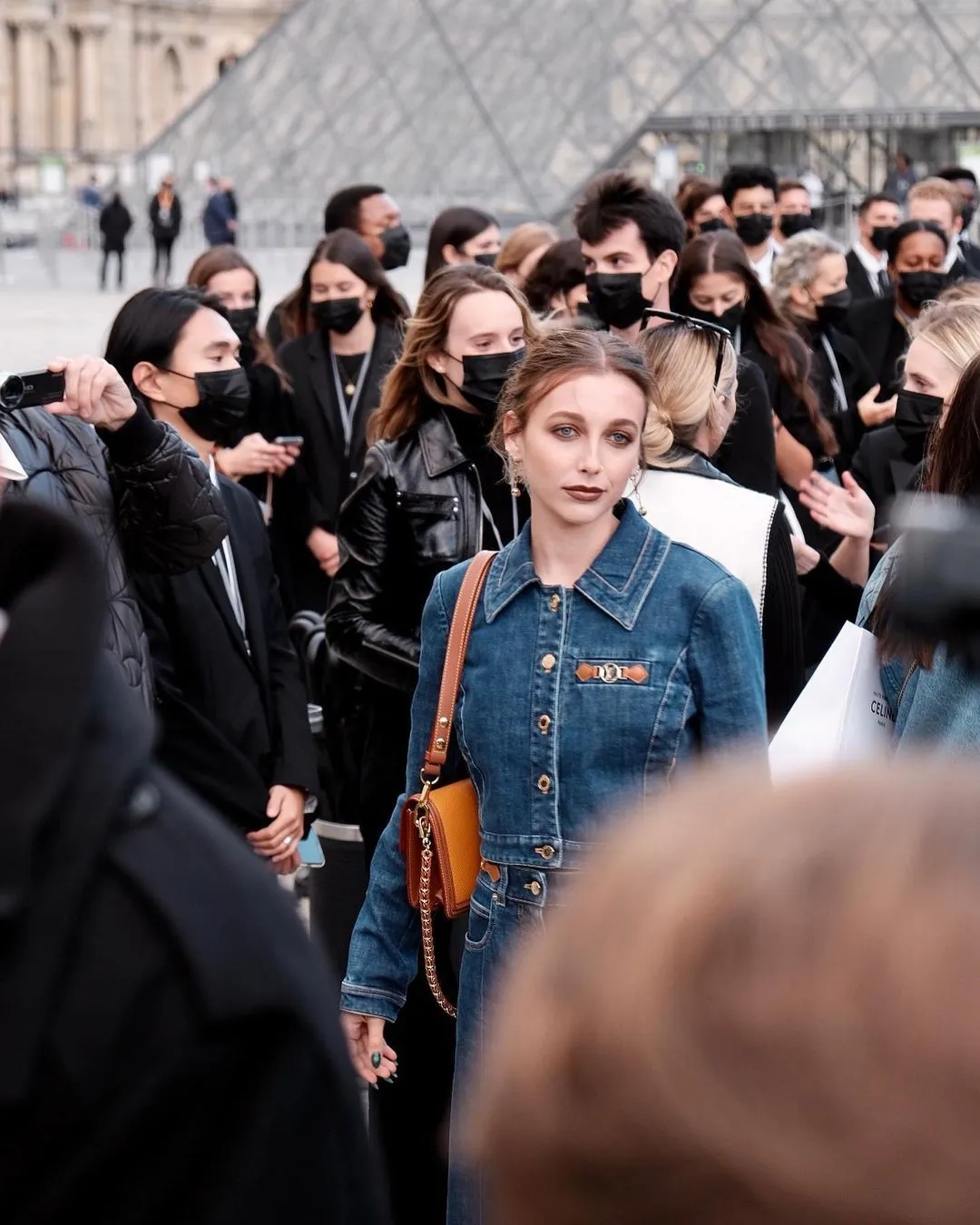 Emma Chamberlain at Paris Fashion Week, 2021 (Wikimedia Commons, credit needed)