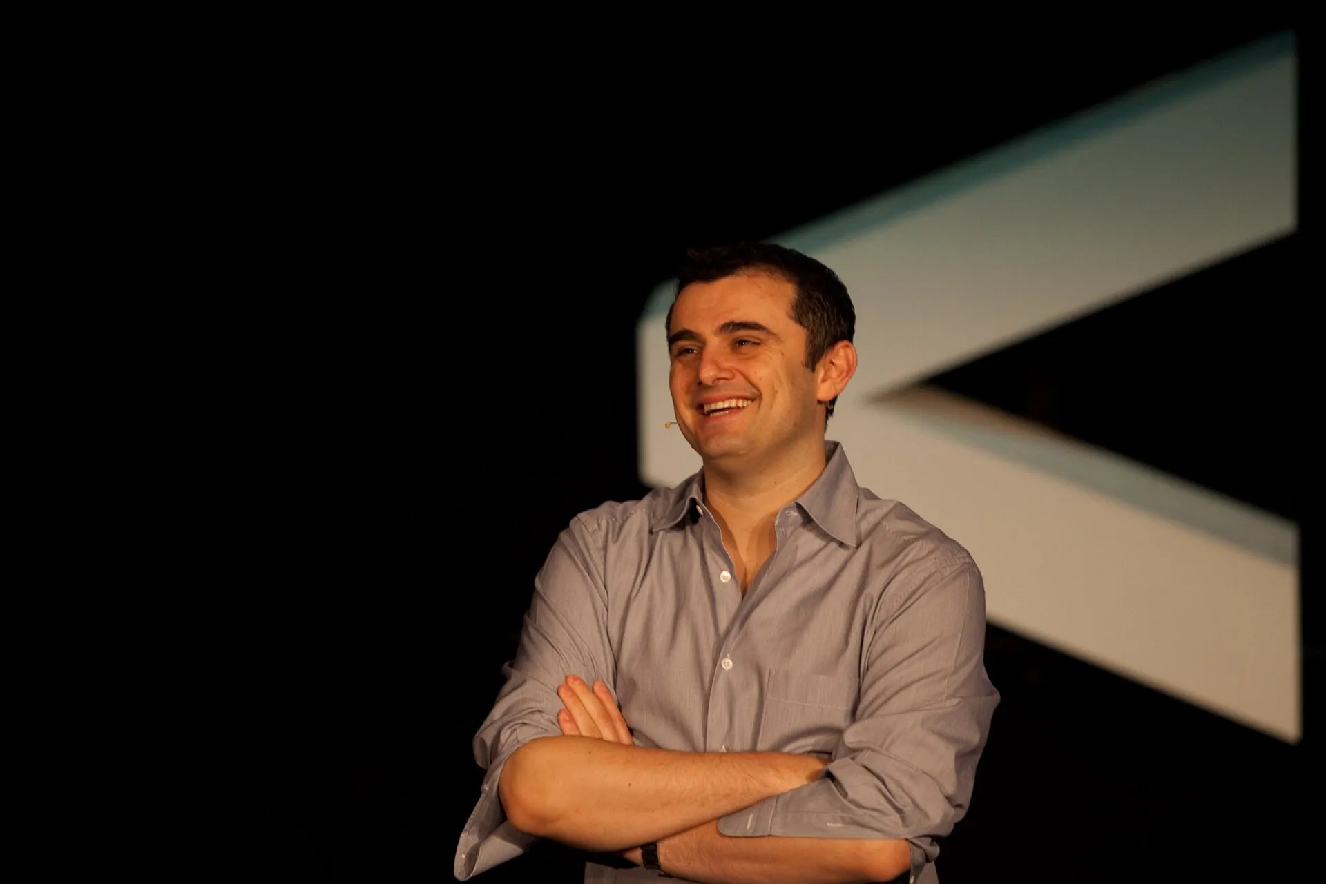 Gary Vaynerchuk speaking about Crush It! at Gulltaggen, 2010 (Wikimedia Commons, credit needed)