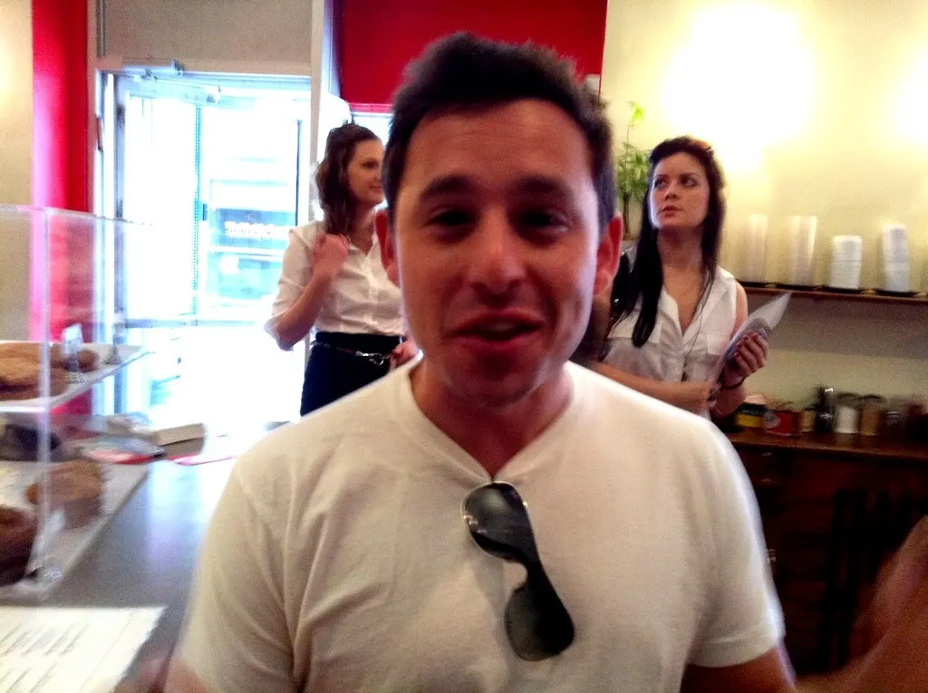 03_shopify_harley_finkelstein_birch_coffee.jpg (Wikimedia Commons, credit needed)