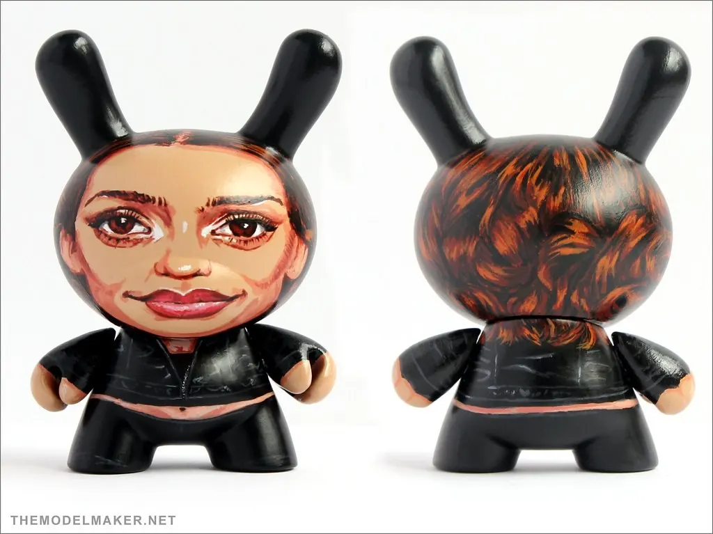 Jessica Alba as Dark Angel (Flickr via Openverse, by-nc-sa 2.0, credit: themodelmaker)