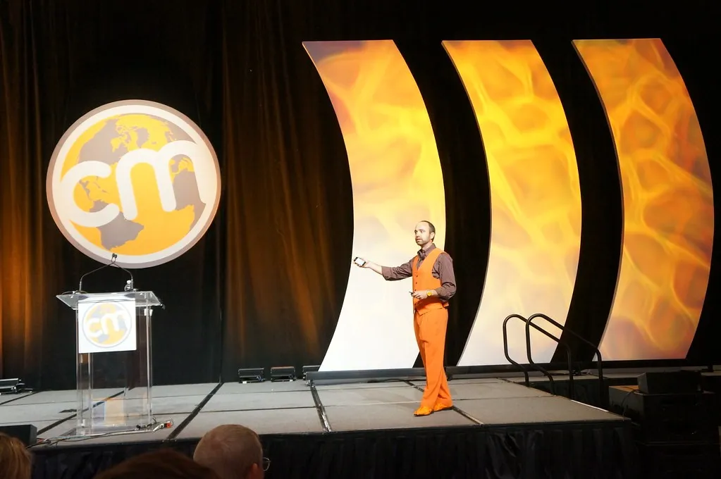 Joe Pulizzi speaking on stage at Content Marketing World (Flickr via Openverse, by 2.0, credit: TopRankMarketing)