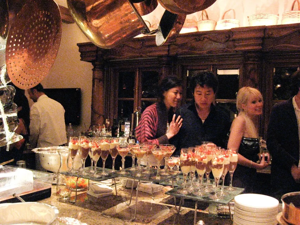 Justin Kan with his girlfriend Christine at a public event. (Flickr via Openverse, by-nc-nd 2.0, credit: joeywan)