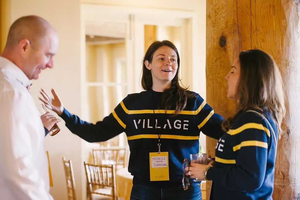 Michelle Zatlyn speaking with Katrina Lake and Aaron Easterly (Flickr via Openverse, by-nc-nd 2.0, credit: Village Global)
