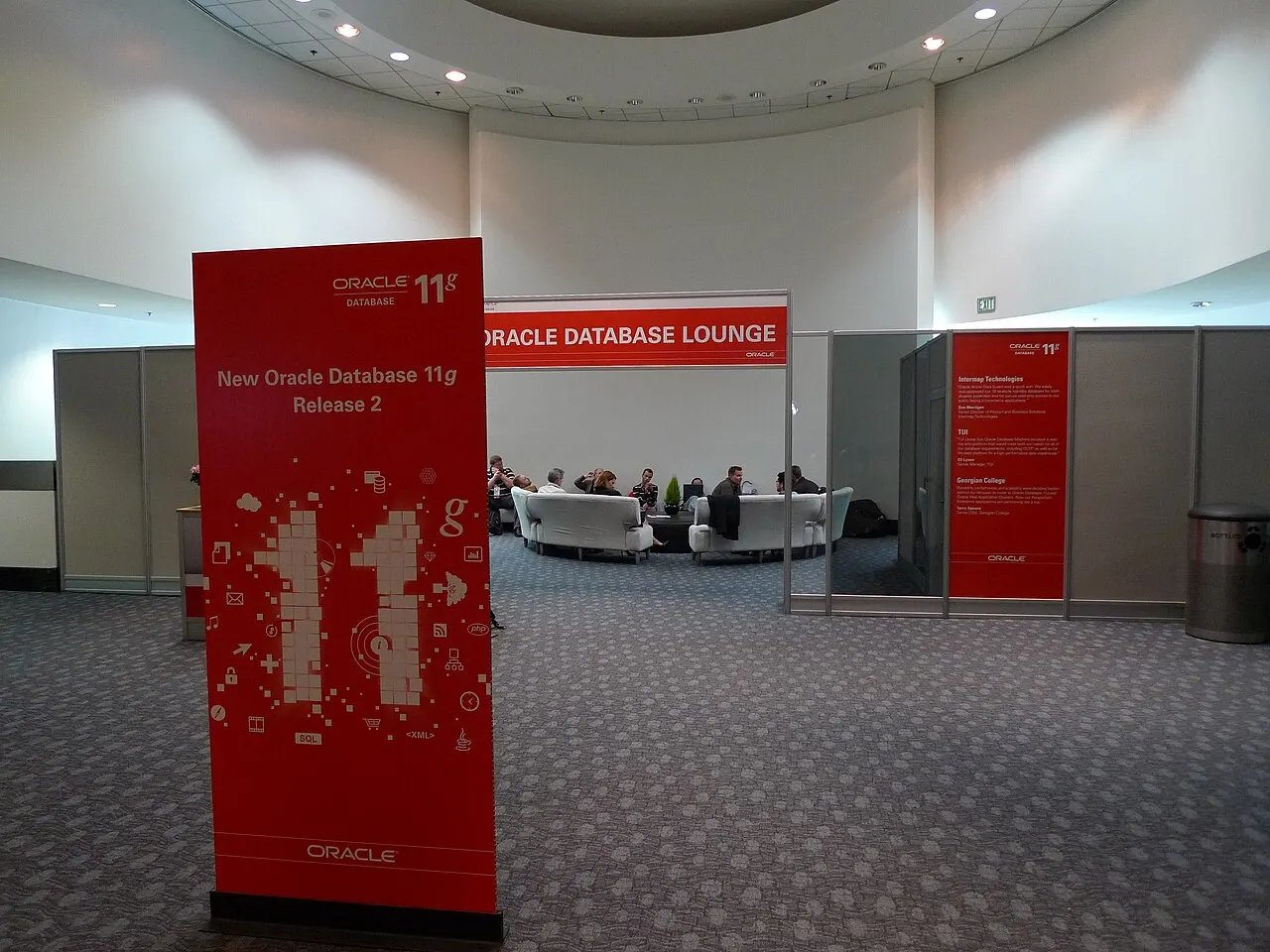 Oracle Database lounge at OpenWorld