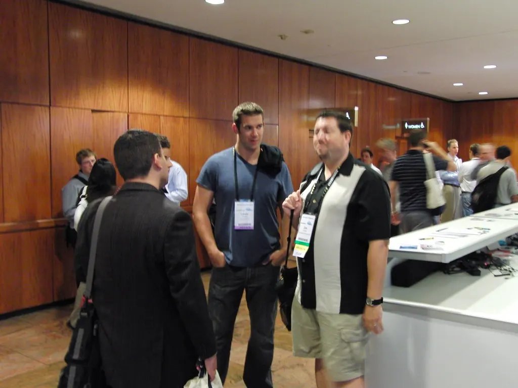 Lewis Howes alongside collaborator Jim Kukral (Flickr via Openverse, by 2.0, Affiliate)
