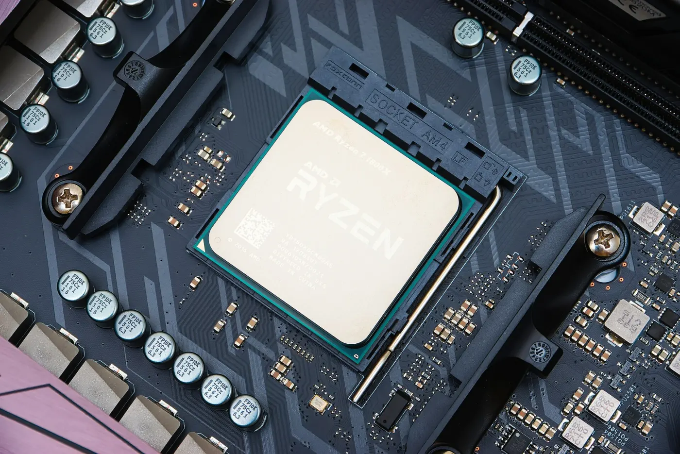 An AMD Ryzen 7 1800X processor from the first Ryzen generation, 2017 (Wikimedia Commons, credit needed)