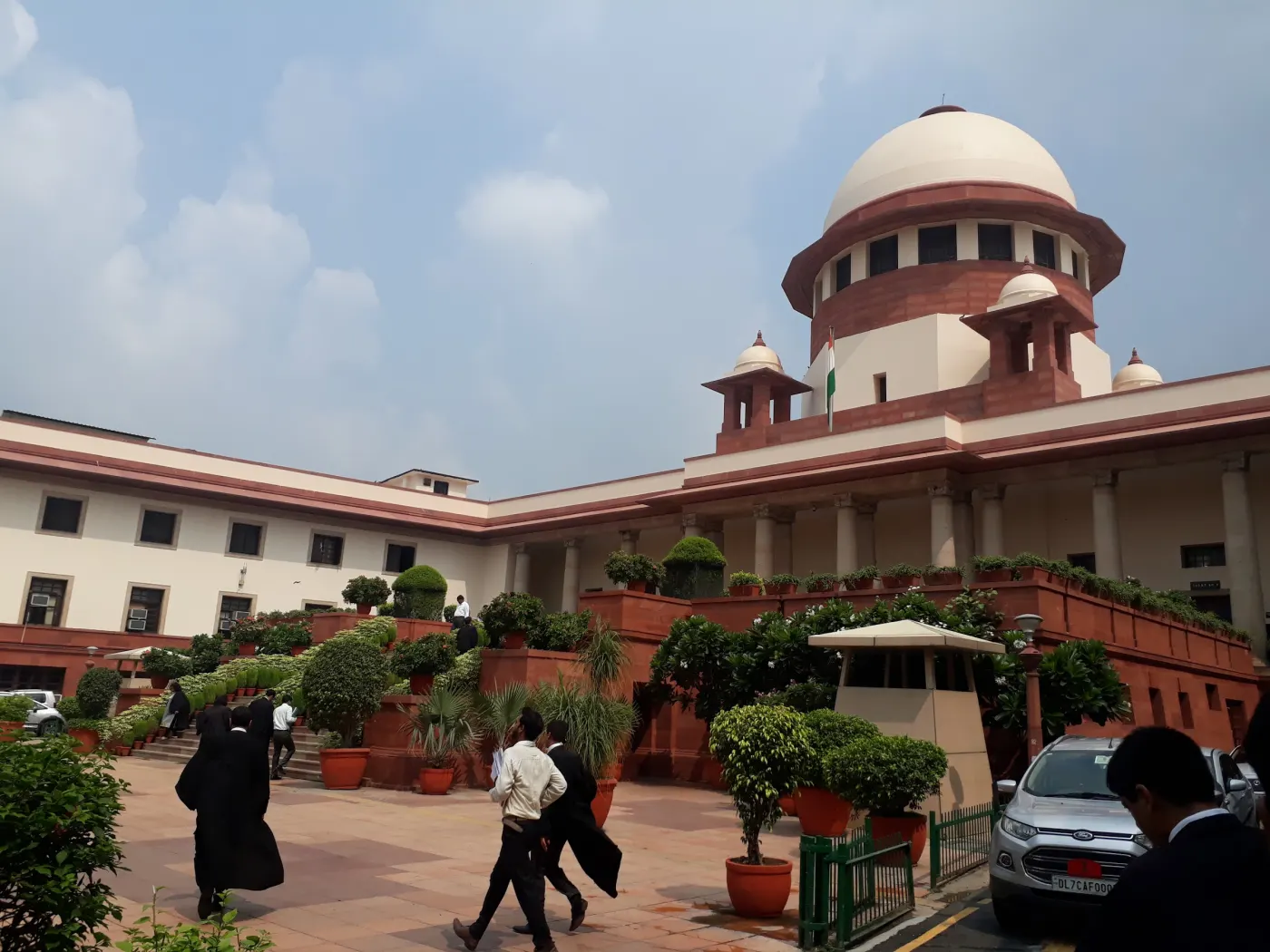 The Supreme Court of India, which heard Ranveer's case in 2025 (Wikimedia Commons, CC BY-SA 4.0)
