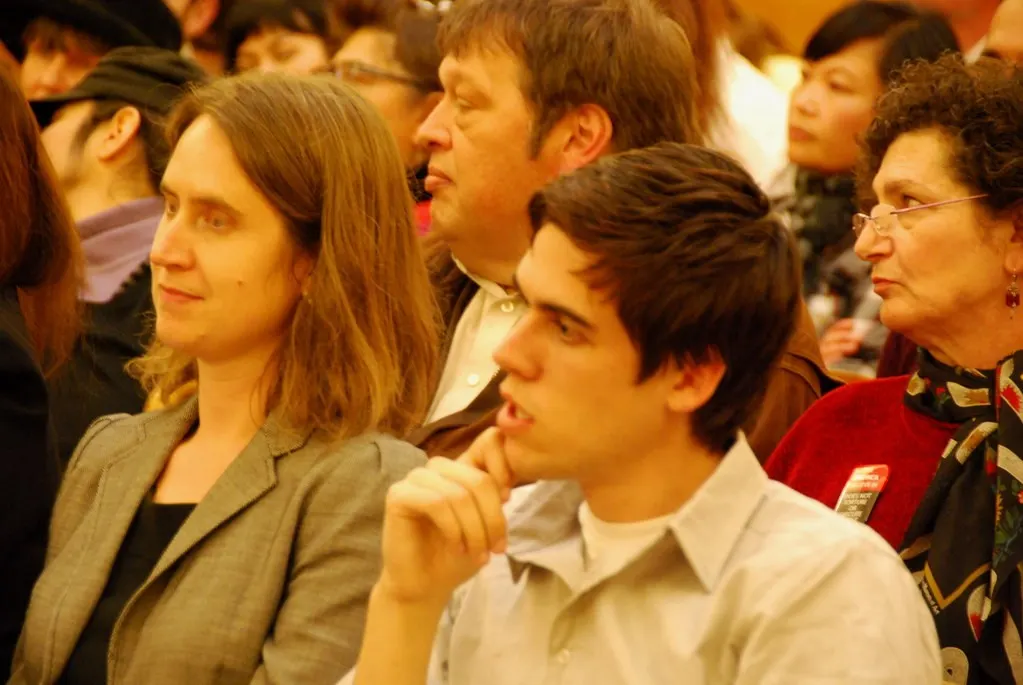 Ryan Holiday at American Apparel, photo 088. (Flickr via Openverse, by-nc-nd 2.0, credit: Steve Rhodes)