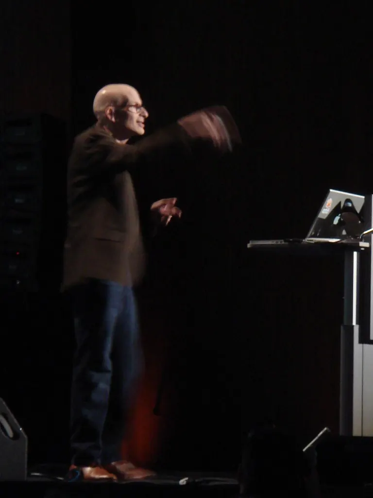 Seth Godin delivering a talk at TED 2009 (Source: Wikimedia Commons, License: see Commons page, credit: unknown)