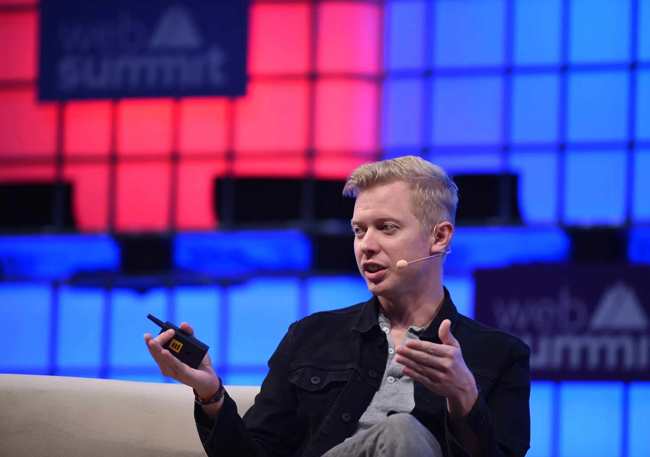 Steve Huffman speaking at Web Summit, 2017 (Wikimedia Commons, CC BY 2.0)