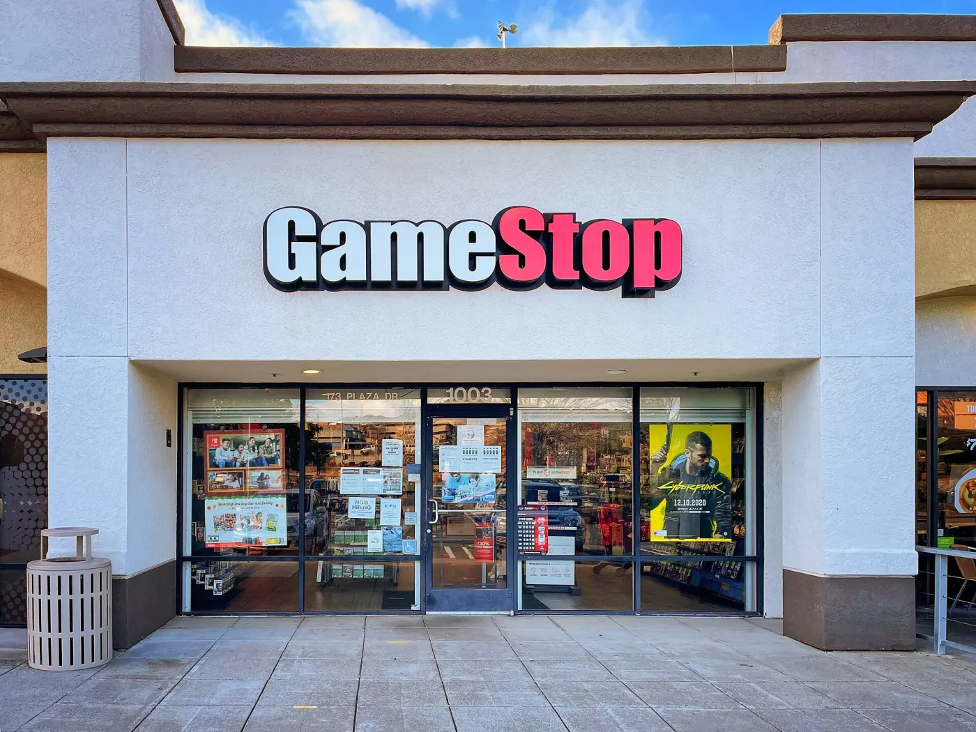A GameStop store (Wikimedia Commons, credit needed)