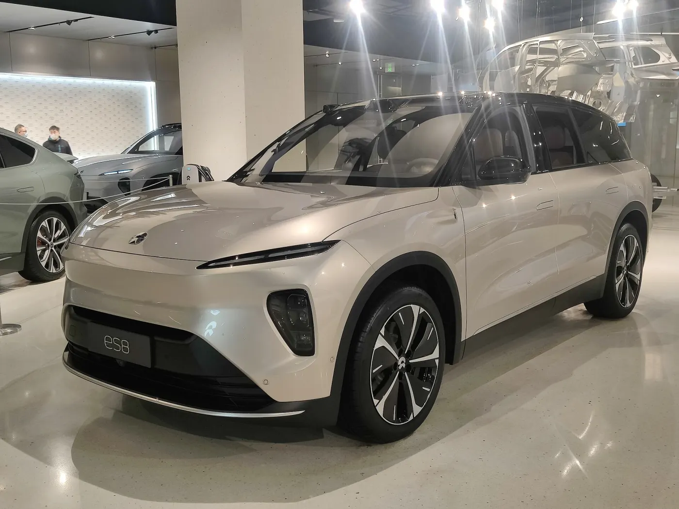 A NIO ES8 SUV (Wikimedia Commons, credit needed)