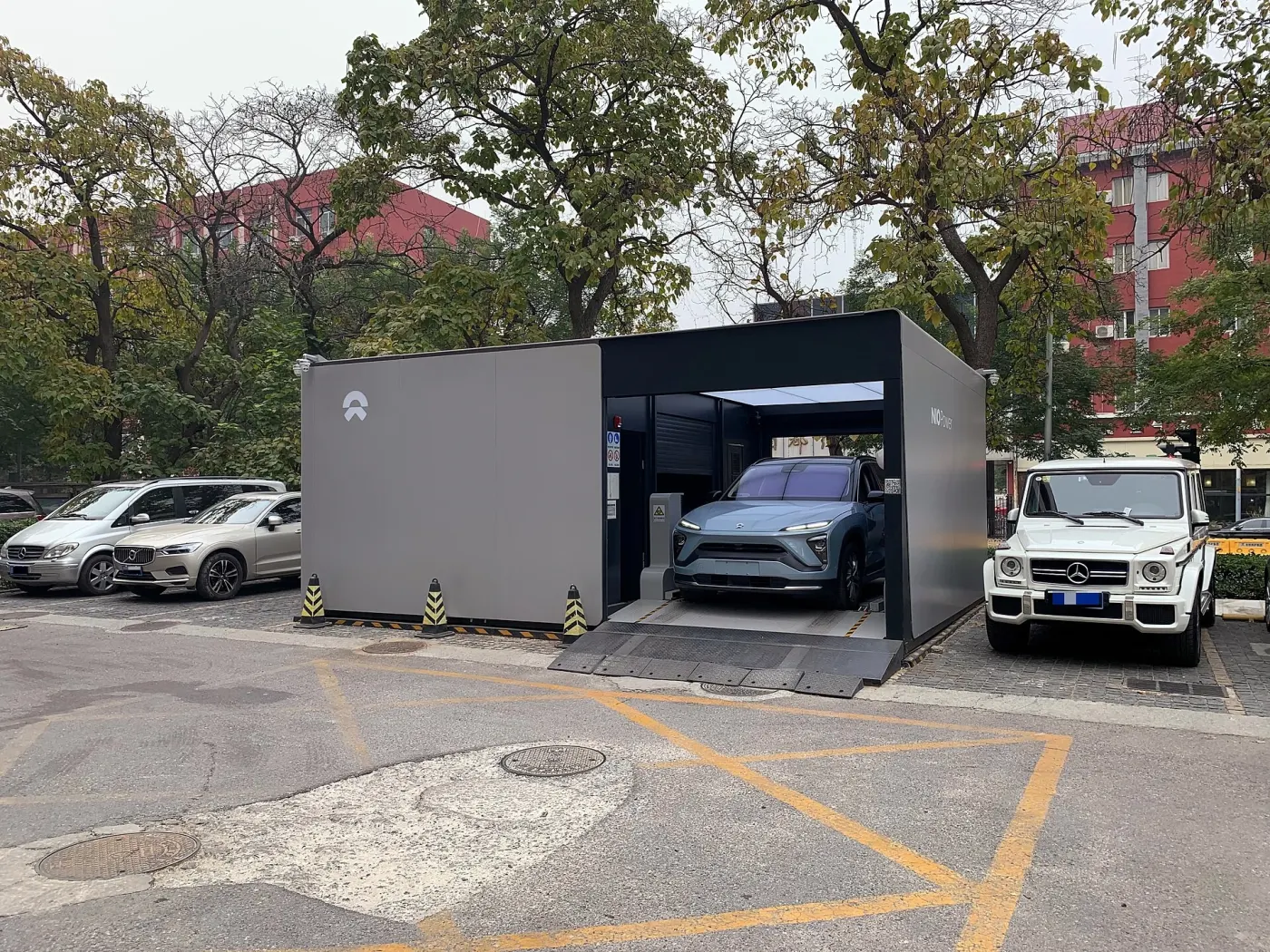 NIO Power battery swapping (Wikimedia Commons, credit needed)